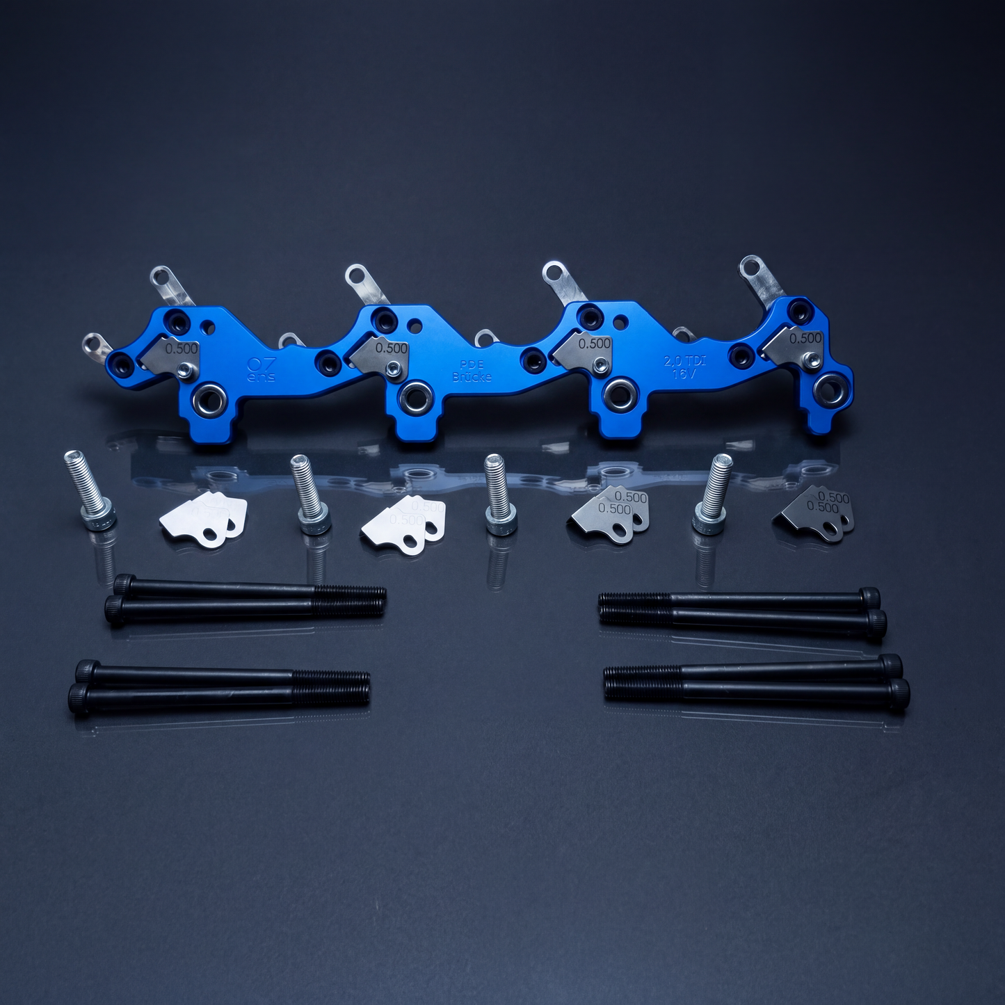 Original 07eins 16V PDE-Brücke Ultimate-Set für 2.0 TDI 16V mit Bosch-PDEs: 16V PDE-Brücke, Montage-Set, original VW Leitungssatz (modifiziert) & 4× verstärkte VITON-Dichtungen.
