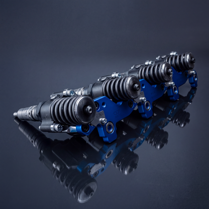 Original 07eins 16V PDE-Brücke Ultimate-Set für 2.0 TDI 16V mit Bosch-PDEs: 16V PDE-Brücke, Montage-Set, original VW Leitungssatz (modifiziert) & 4× verstärkte VITON-Dichtungen.